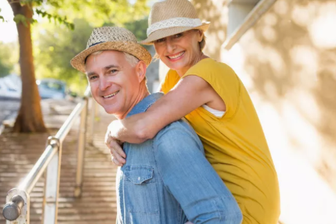 夫妻相差多少歲生出來(lái)的孩子更聰明 夫妻相差多少歲合適