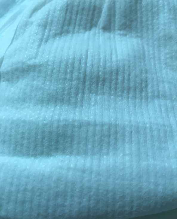 柔愛拉拉褲會不會側漏 寶寶穿會勒肚子嗎