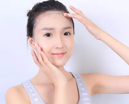 女性生理期可以敷面膜嗎 生理期敷面膜好不好