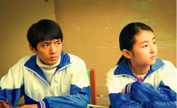 孩子早戀有哪些表現 孩子早戀有什么影響