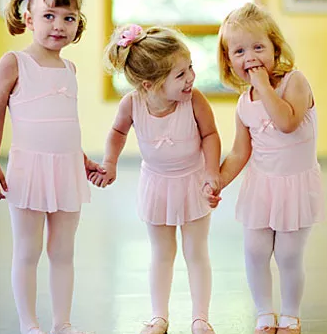 學(xué)步車有什么危害 寶寶學(xué)走路要注意什么