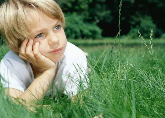 孩子性格內向是缺陷嗎 孩子性格內向怎么辦