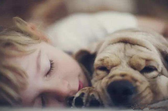 寶寶睡覺有哪些怪癖 怎么糾正寶寶睡覺的怪癖行為