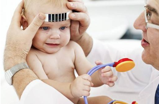 新生兒腦損傷有什么異常表現(xiàn) 新生兒腦損傷異常表現(xiàn)行為 新生兒腦損傷有什么異常表現(xiàn) 新生兒腦損傷異常表現(xiàn)行為