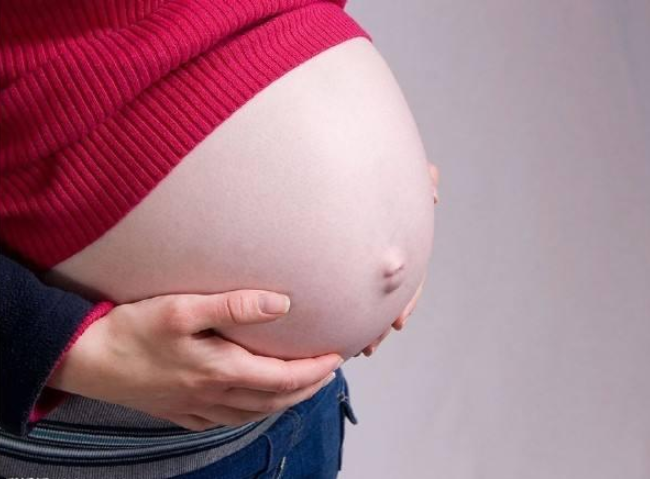 孕婦拉肚子是怎么回事 孕婦拉肚子對胎兒有什么影響