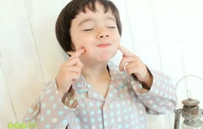 怎么讓孩子變得外向 引導(dǎo)孩子外向的方法