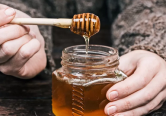 寶寶幾個月可以喝水 寶寶喝水時間介紹