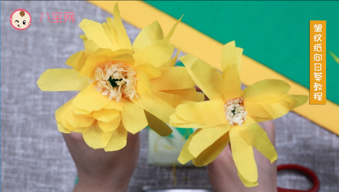 皺紋紙向日葵視頻教程 皺紋紙向日葵制作方法