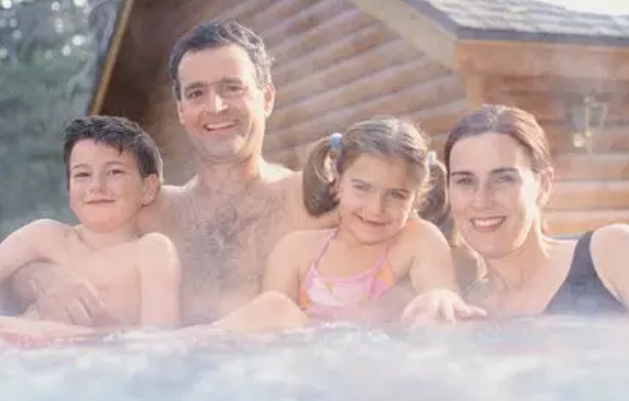 孩子冬天能泡溫泉嗎 帶孩子泡溫泉要注意什么2019