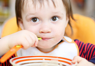 孩子每天喝牛奶好嗎 孩子需要喝多少牛奶