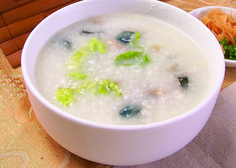 容易讓寶寶過敏的食物有哪些 寶寶添加輔食要注意什么