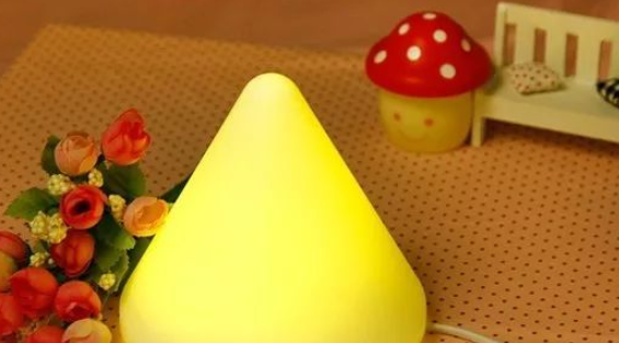 寶寶睡反覺怎樣調整 2個月寶寶睡反覺的絕招