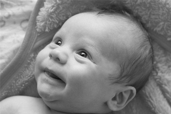 寶寶皮膚黑可以變白嗎 怎么讓寶寶皮膚變白