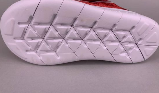 耐克904257童鞋怎么樣 耐克嬰童運動鞋使用評測