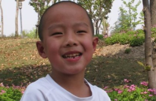 愛吃糖的孩子一定會蛀牙嗎 孩子長蛀牙和什么有關(guān)