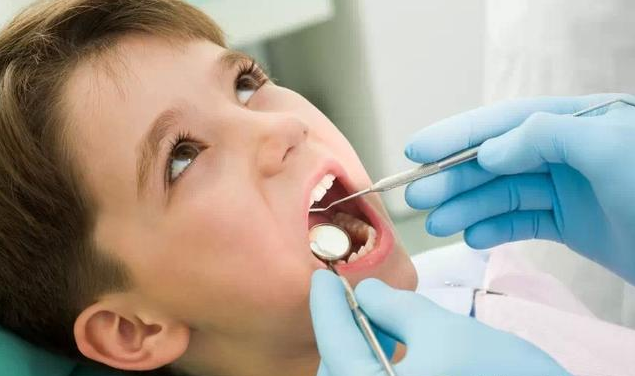 寶寶多大可以涂氟 寶寶涂氟注意事項 寶寶多大可以涂氟 寶寶涂氟注意事項