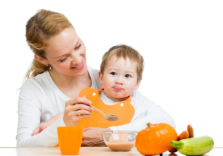 兩歲寶寶一頓輔食吃多少 2歲寶寶吃什么輔食好