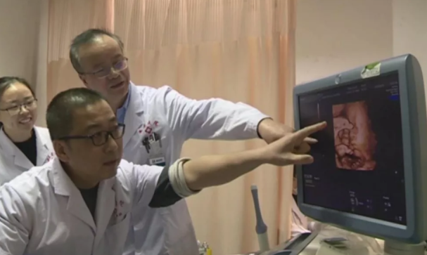 女兒借母親子宮生寶寶是怎么回事 女兒借母親子宮成功了嗎