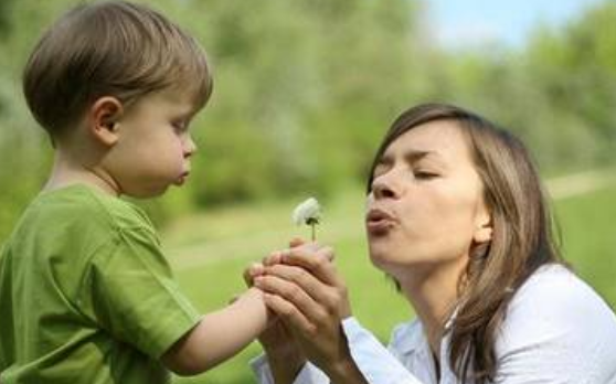 孩子白色糠疹怎么治療 孩子長白色糠疹怎么辦