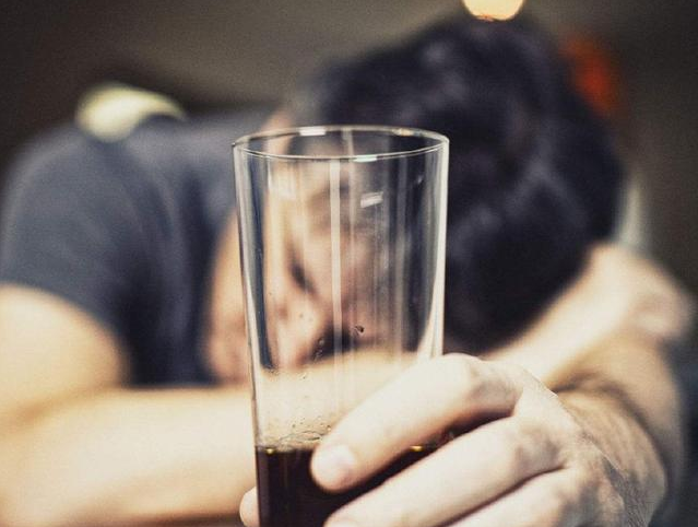 男人酒后斷片是怎么回事 如何防止男人酒后斷片