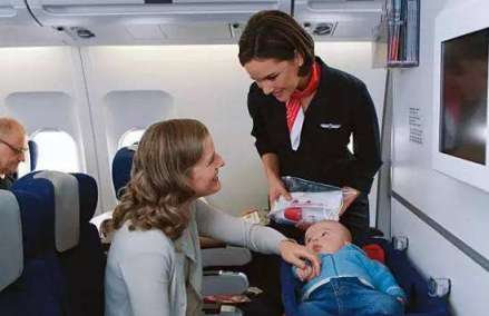 帶孩子坐飛機相關問題匯總 帶寶寶做飛機注意事項