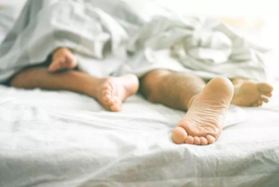 產后啪啪啪需要做哪些準備 產后同房的注意事項