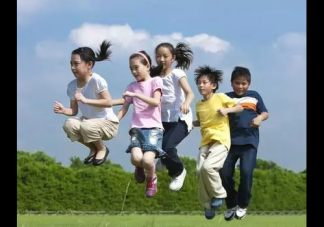 春季孩子跳繩有什么好處 孩子怎么樣跳繩可以長高