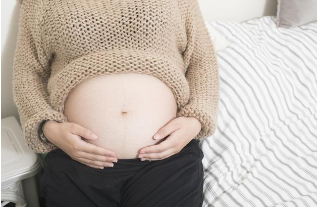 女人懷孕后要不要辭職 女人懷孕后辭職可以報銷生育保險嗎