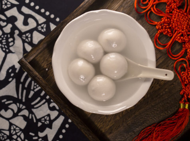 2019年豬年元宵節(jié)微信祝福語(yǔ)大全 關(guān)于元宵節(jié)的祝福語(yǔ)