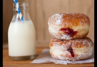 牛奶保質期長是防腐劑加的多嗎 寶寶牛奶選擇推薦