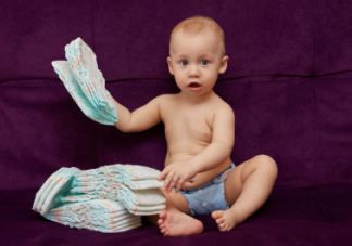 寶寶的小內(nèi)褲孩怎么挑選 寶寶什么時候可以穿內(nèi)褲