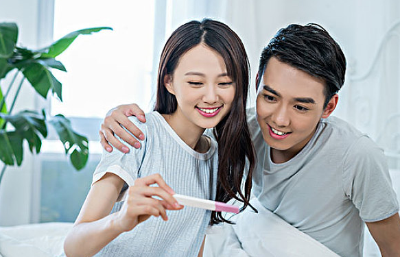 高齡孕婦如何降低生產(chǎn)風(fēng)險(xiǎn) 備孕做哪些準(zhǔn)備