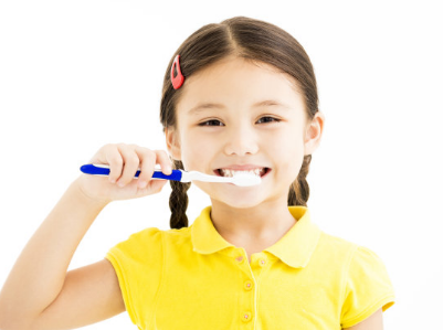 孩子天天刷牙還有蛀牙 寶寶天天刷牙就可以預(yù)防蛀牙嗎