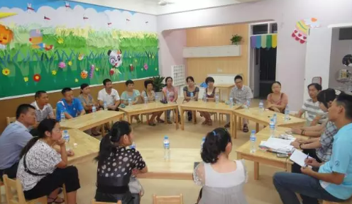 幼兒園中班家長會方案 幼兒園中班家長會主題2019