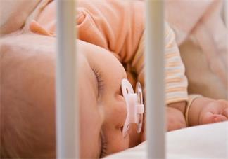 寶寶要睡多久比較好 三個月到四歲月齡寶寶睡覺時間