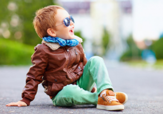 寶寶鞋子穿大一碼可以嗎  孩子選鞋的誤區別中招了