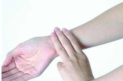 孕吐太折磨人了怎么辦 緩解孕吐的小技巧