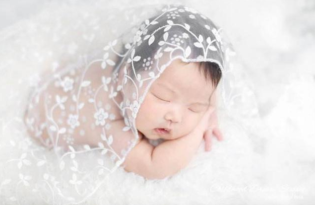 孩子頭型睡偏了怎么辦 寶寶頭型的最佳調整時間