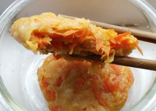 9個月孩子能吃胡蘿卜嗎 胡蘿卜輔食制作方法