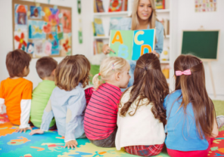 孩子過早上幼兒園會怎么樣 孩子過早上幼兒園的危害