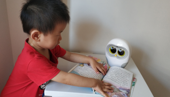 盧卡繪本機(jī)器人怎么樣 盧卡繪本機(jī)器人使用測(cè)評(píng)