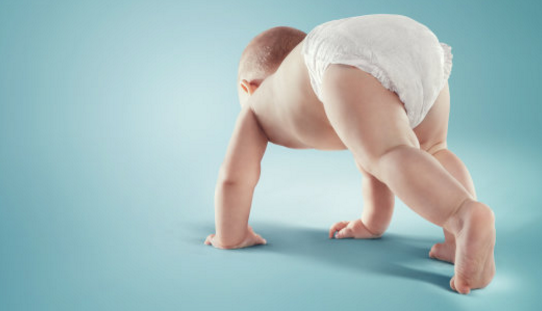 寶寶不愿意穿紙尿褲怎么辦  如何讓寶寶不抗拒穿紙尿褲