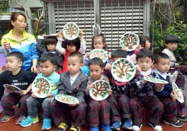 2019幼兒園植樹節(jié)報(bào)道 幼兒園312植樹活動(dòng)報(bào)道