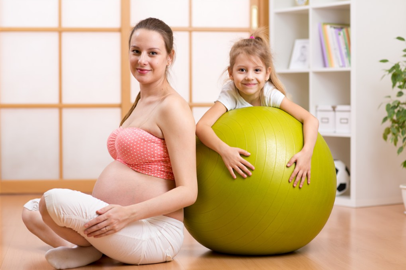 月子里不能吸手洗腳是真的嗎 在月子里洗手洗腳會怎么樣