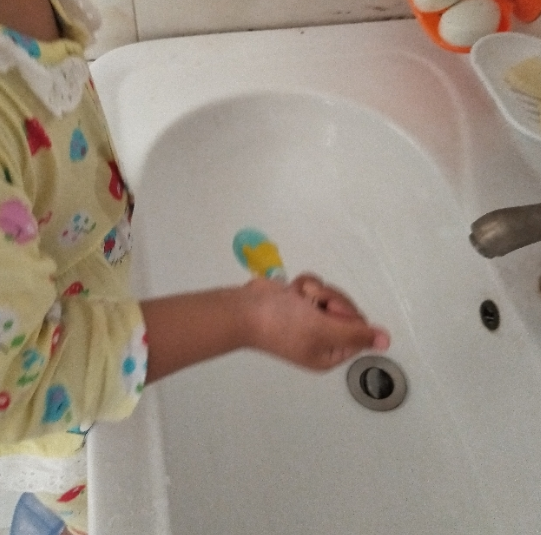 MDB兒童電動牙刷的亮度對眼睛有沒有影響 MDB兒童電動牙刷會很亮嗎 