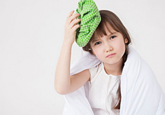 寶寶高熱驚厥是怎么回事 小兒高熱驚厥的原因