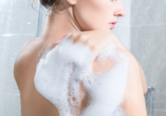 為什么國外生孩子不用坐月子呢 月子期間要注意什么