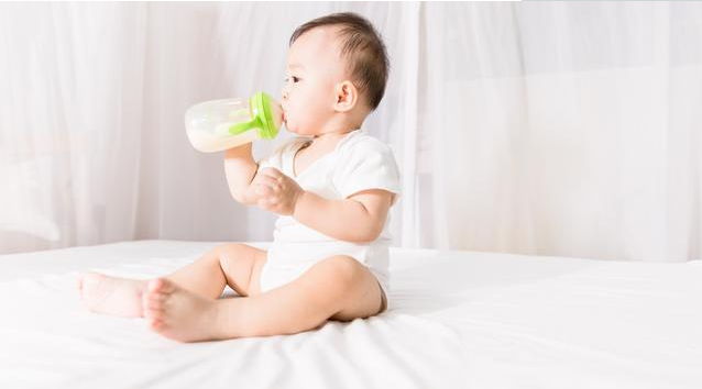 吃奶粉的寶寶更容易胖嗎 寶寶吃奶粉不長肉是怎么回事