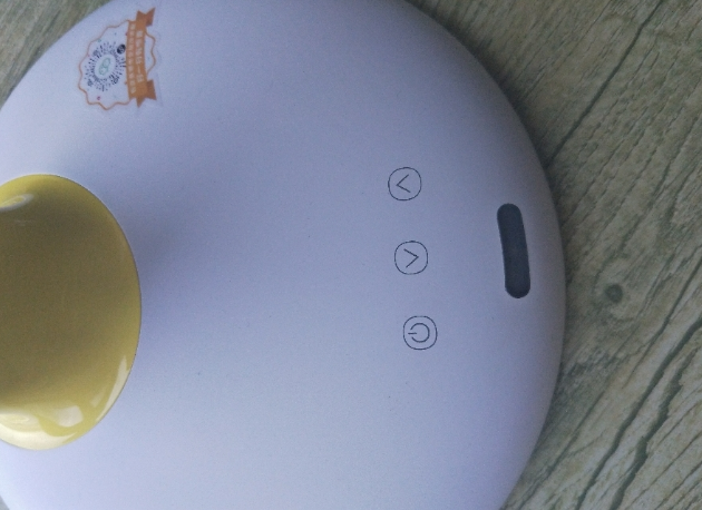 騰訊兒童臺燈K8E怎么樣 騰訊兒童護眼燈使用測評