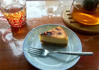 兒子給大人送生日禮物說說 兒子送爸爸媽媽生日禮物發什么說說朋友圈